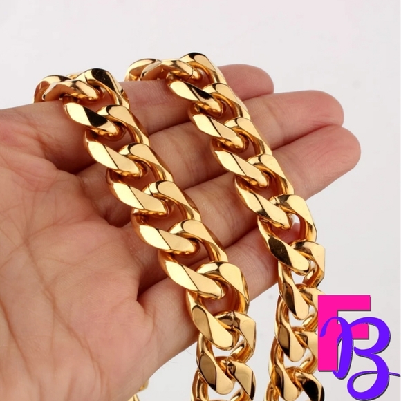*NEW!* 12MM 24" 18K Miami Cuban Chain - Picture 6 of 11